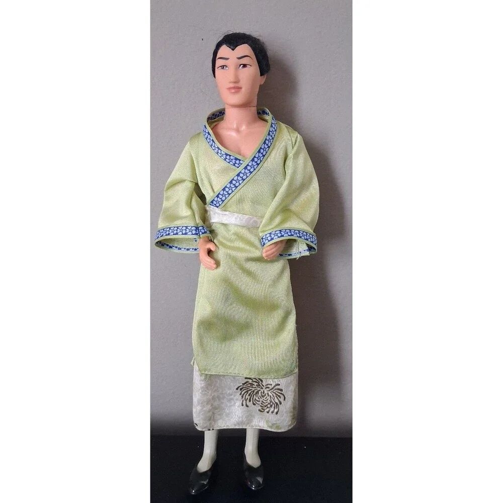 Vintage Mattel Disney Mulan Hearts of Honor Li Shang doll